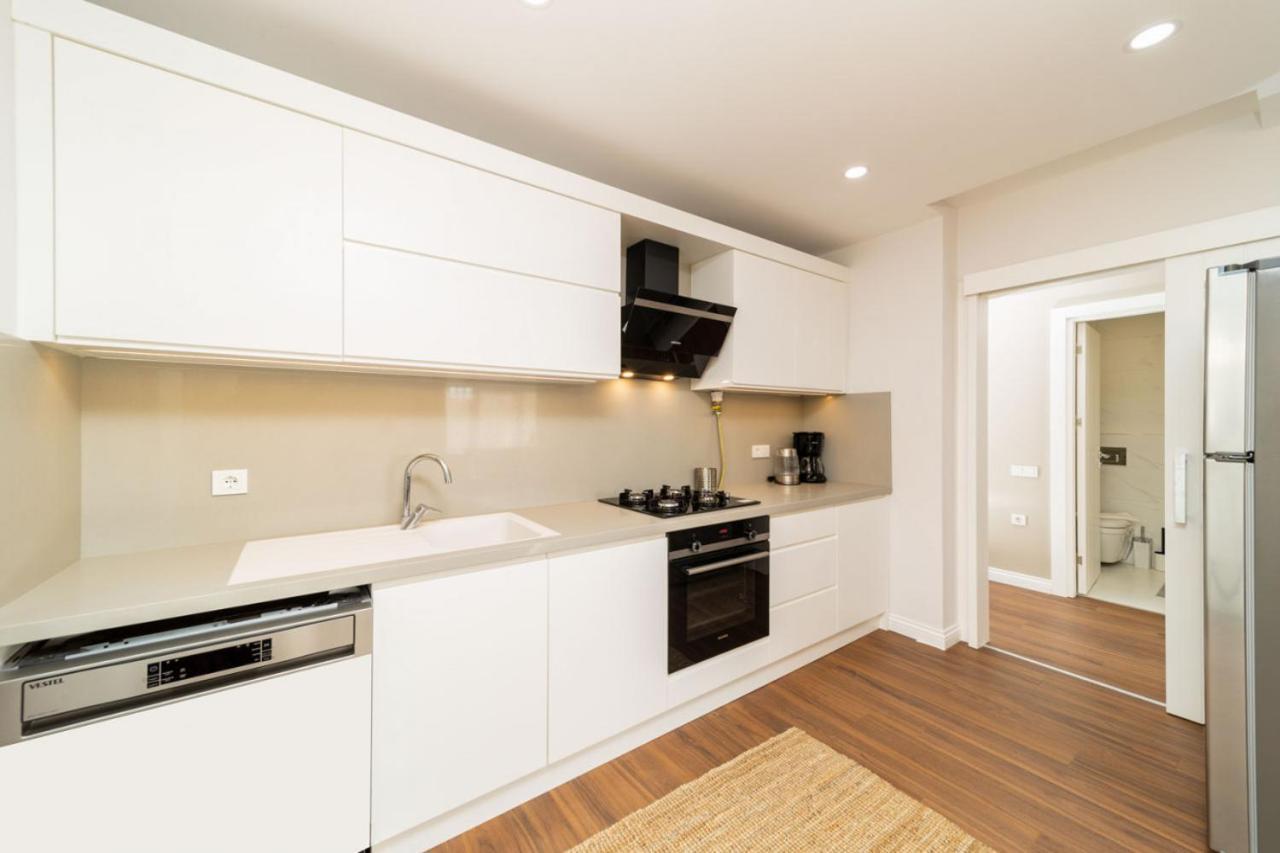 Central Flat With Balcony Near Sea In Muratpasa Apartment อันตัลยา ภายนอก รูปภาพ