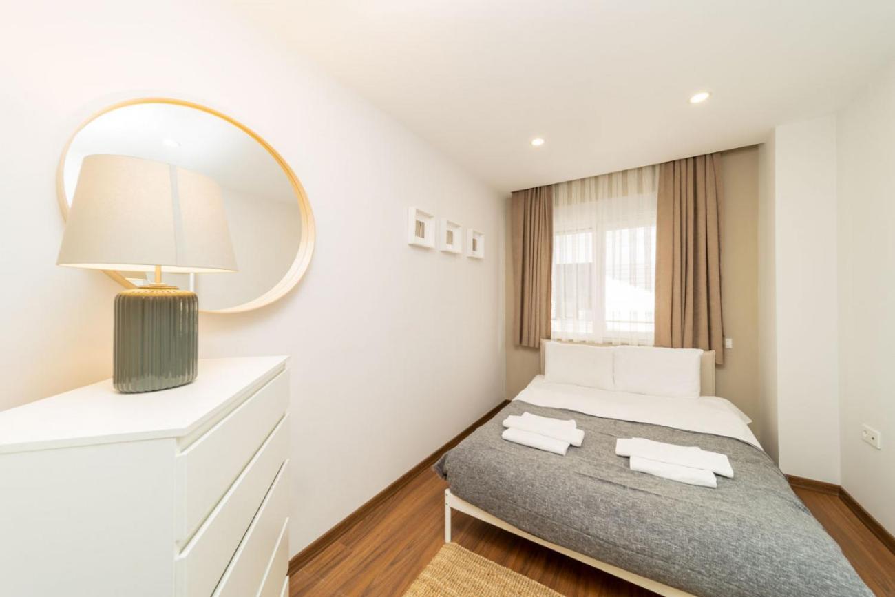 Central Flat With Balcony Near Sea In Muratpasa Apartment อันตัลยา ภายนอก รูปภาพ