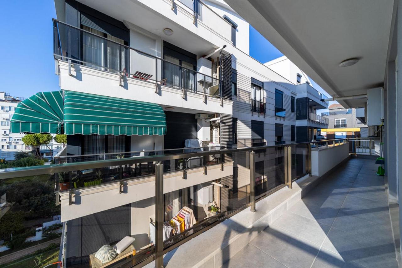 Central Flat With Balcony Near Sea In Muratpasa Apartment อันตัลยา ภายนอก รูปภาพ